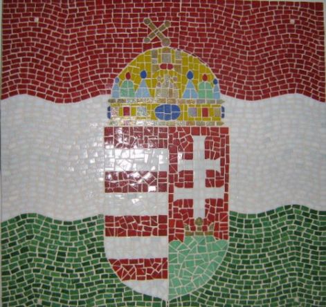 magyar címer üvegmozaikból